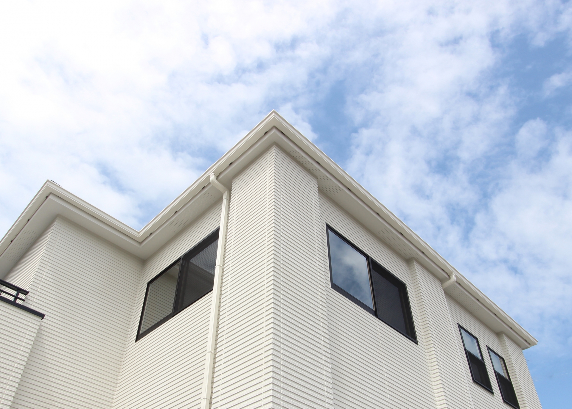 みちのくリペア仙台　きれいな住宅外観イメージ画像